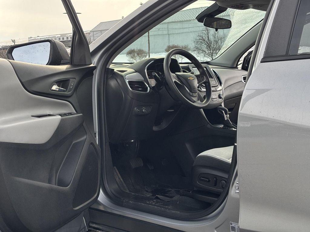 used 2024 Chevrolet Equinox car, priced at $23,591