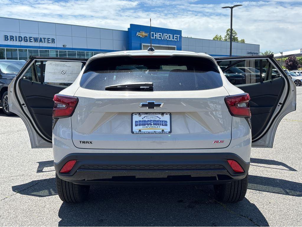 new 2026 Chevrolet Trax car, priced at $26,389