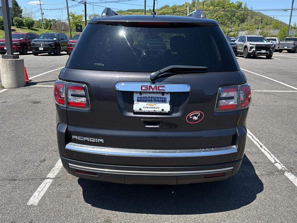 used 2015 GMC Acadia car, priced at $7,900