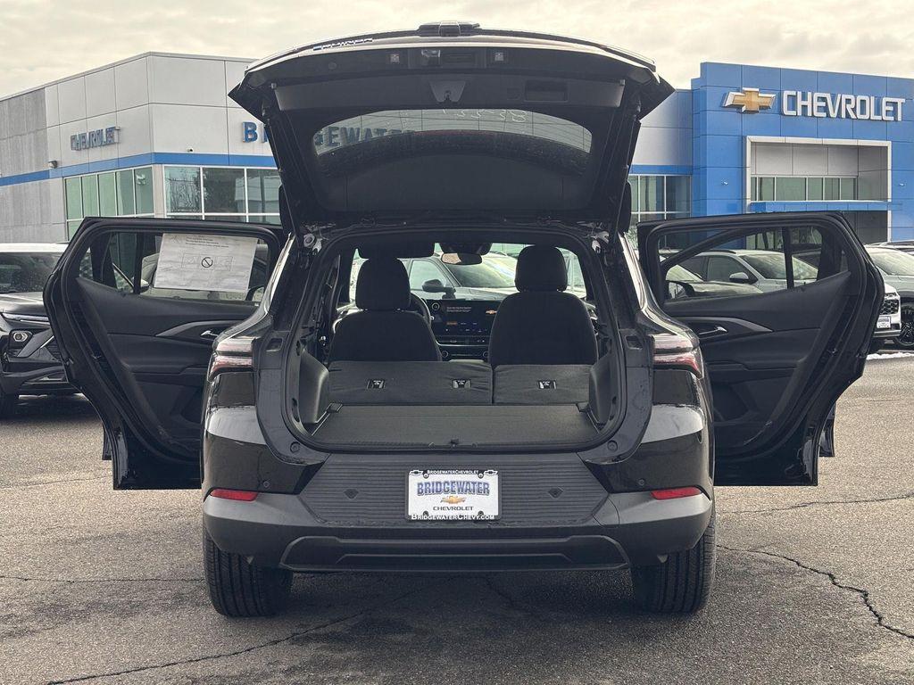 new 2026 Chevrolet Equinox EV car, priced at $29,245