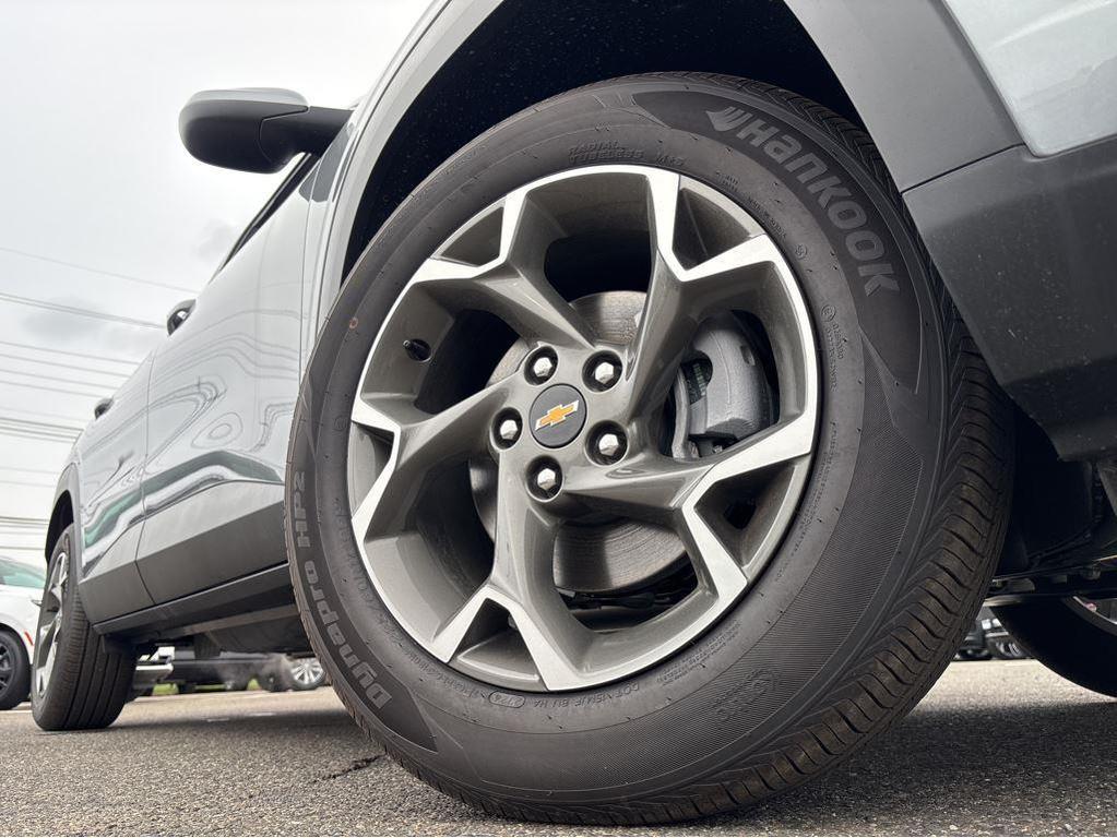 new 2025 Chevrolet Trax car, priced at $25,630