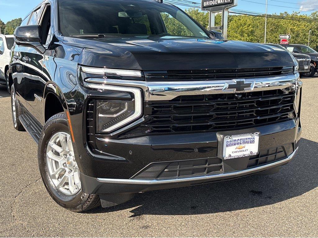 new 2026 Chevrolet Suburban car, priced at $72,563