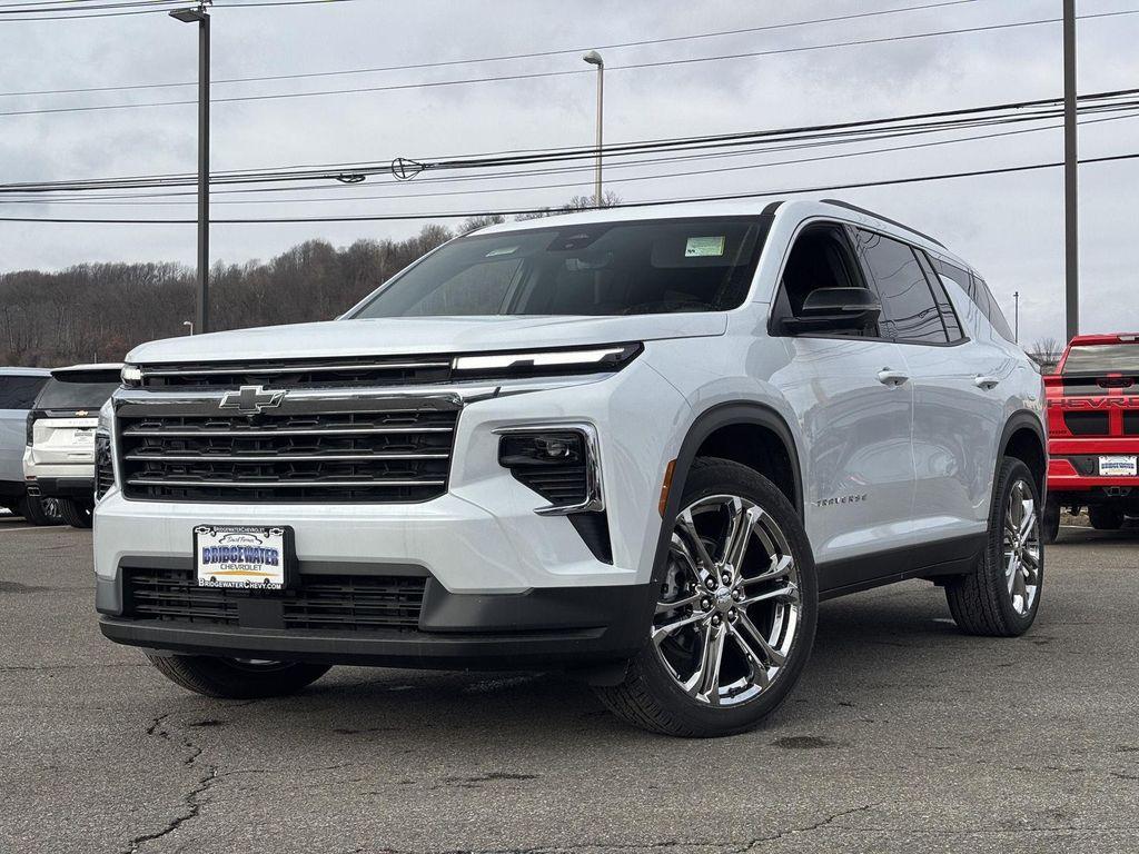 new 2026 Chevrolet Traverse car, priced at $52,160