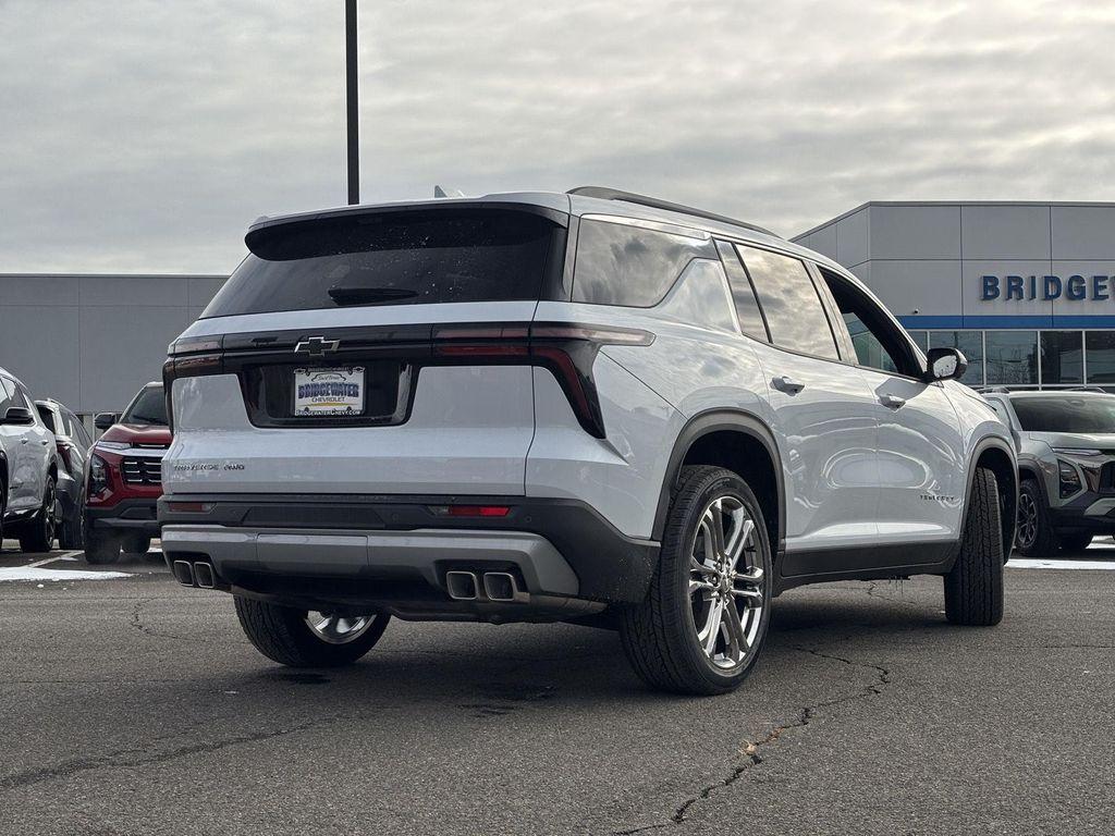 new 2026 Chevrolet Traverse car, priced at $52,160