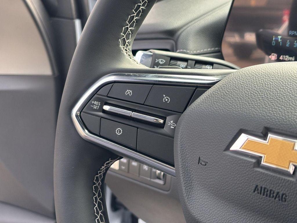 new 2026 Chevrolet Traverse car, priced at $52,160