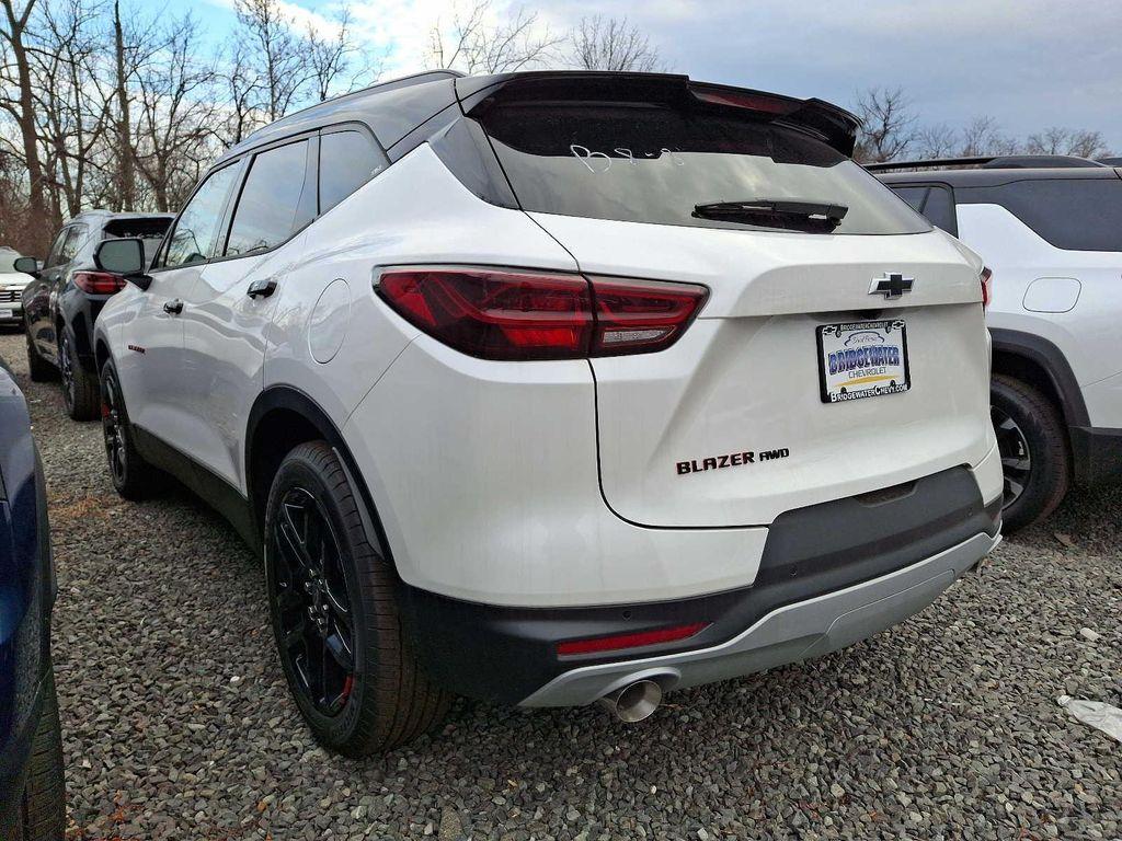 new 2025 Chevrolet Blazer car, priced at $44,442