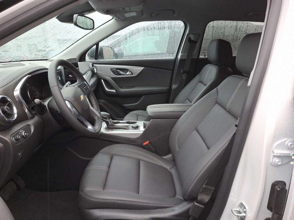 new 2025 Chevrolet Blazer car, priced at $44,442