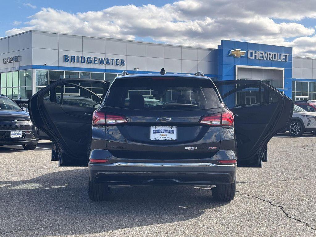 used 2023 Chevrolet Equinox car, priced at $21,900