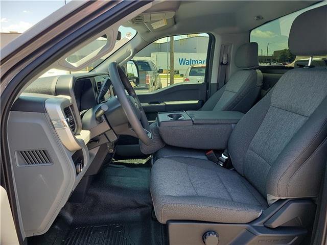 new 2025 Ford F-250 car, priced at $64,690