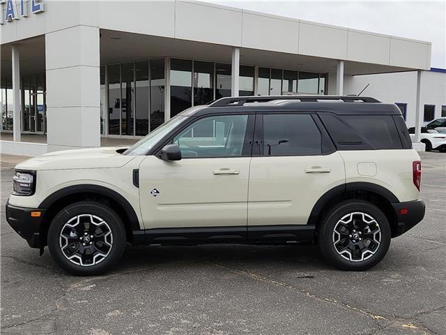 new 2025 Ford Bronco Sport car, priced at $39,875