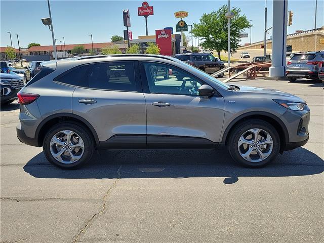 used 2025 Ford Escape car, priced at $29,995