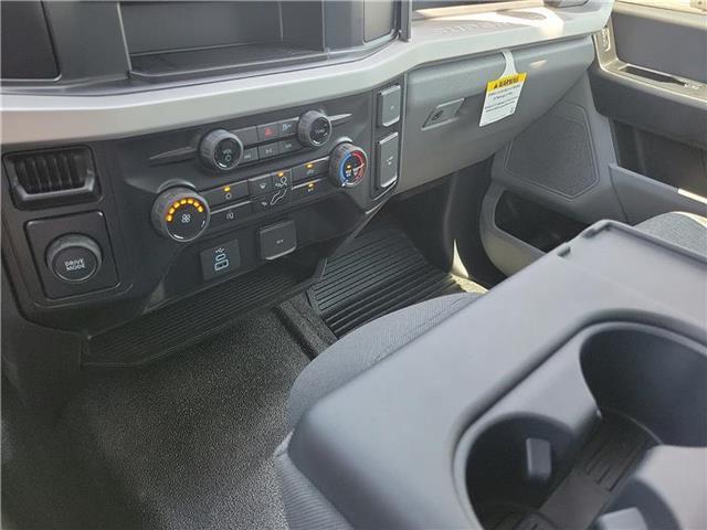 new 2025 Ford F-250 car, priced at $63,450