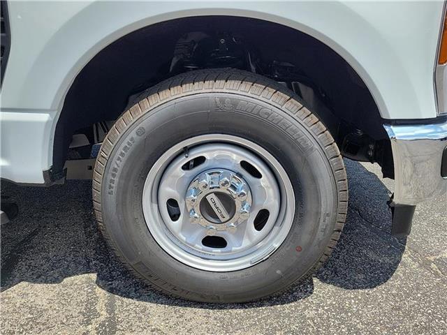 new 2025 Ford F-250 car, priced at $66,505