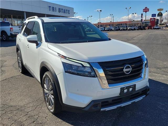 used 2025 Nissan Pathfinder car, priced at $37,975
