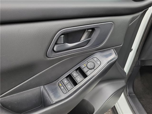 used 2024 Nissan Rogue car, priced at $22,999