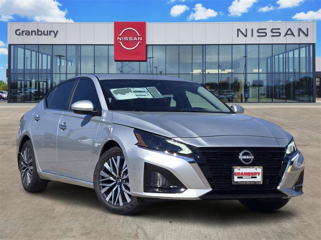 new 2025 Nissan Altima car, priced at $25,804