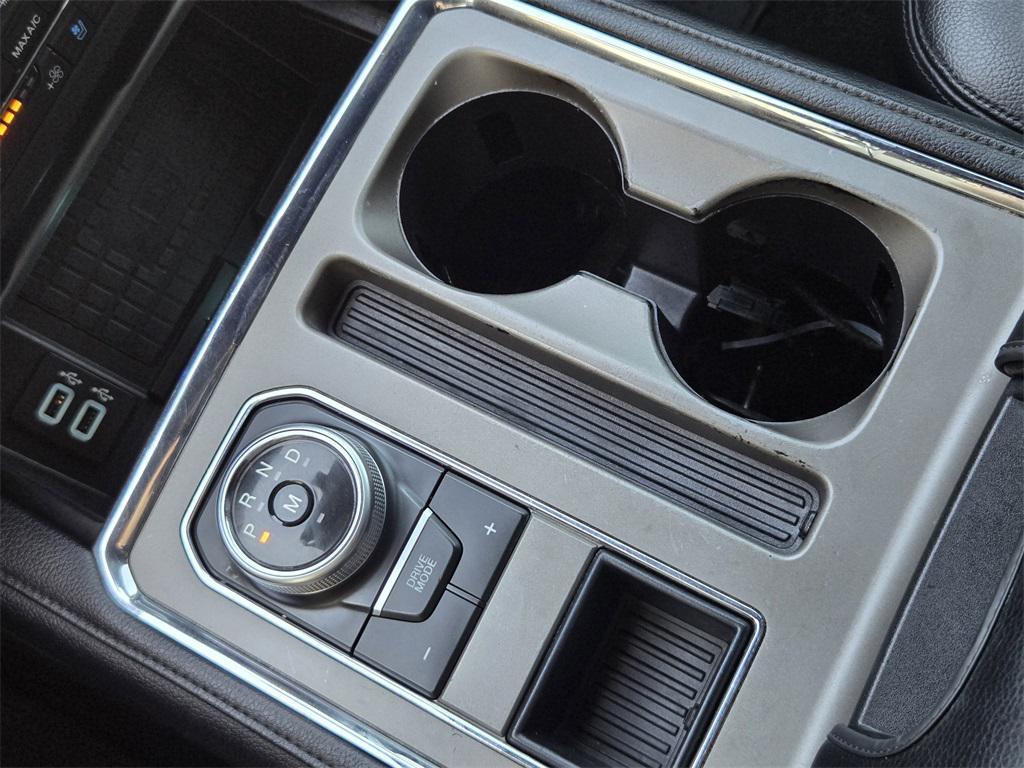 used 2019 Ford Expedition car, priced at $19,682