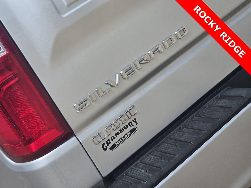 used 2021 Chevrolet Silverado 1500 car, priced at $55,995