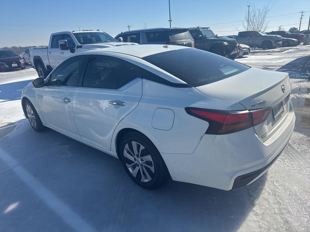used 2019 Nissan Altima car, priced at $9,995