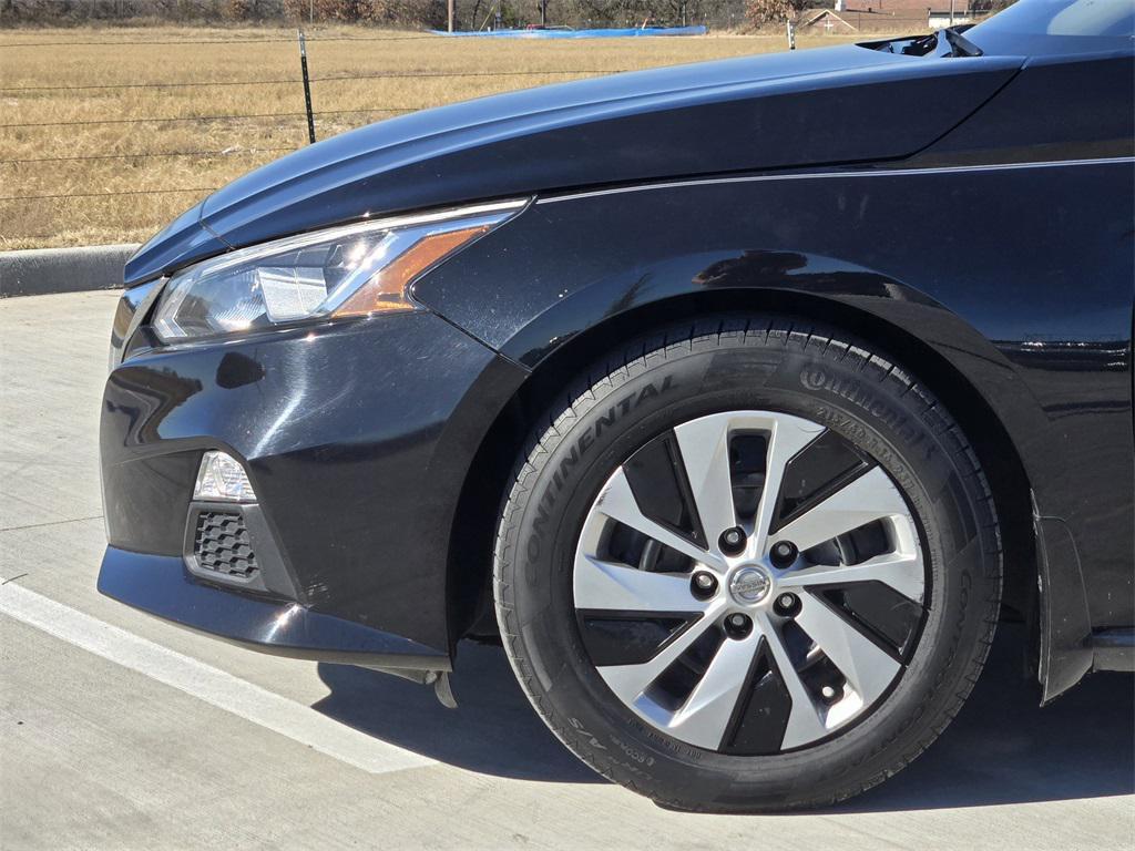 used 2021 Nissan Altima car, priced at $10,995