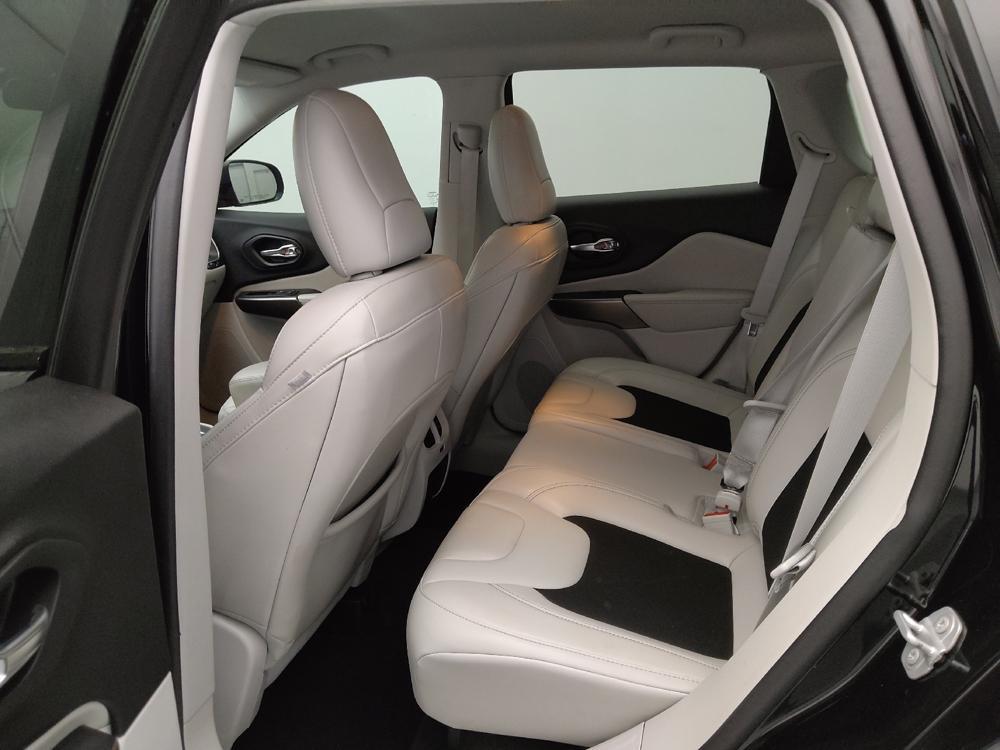 used 2020 Jeep Cherokee car, priced at $19,895