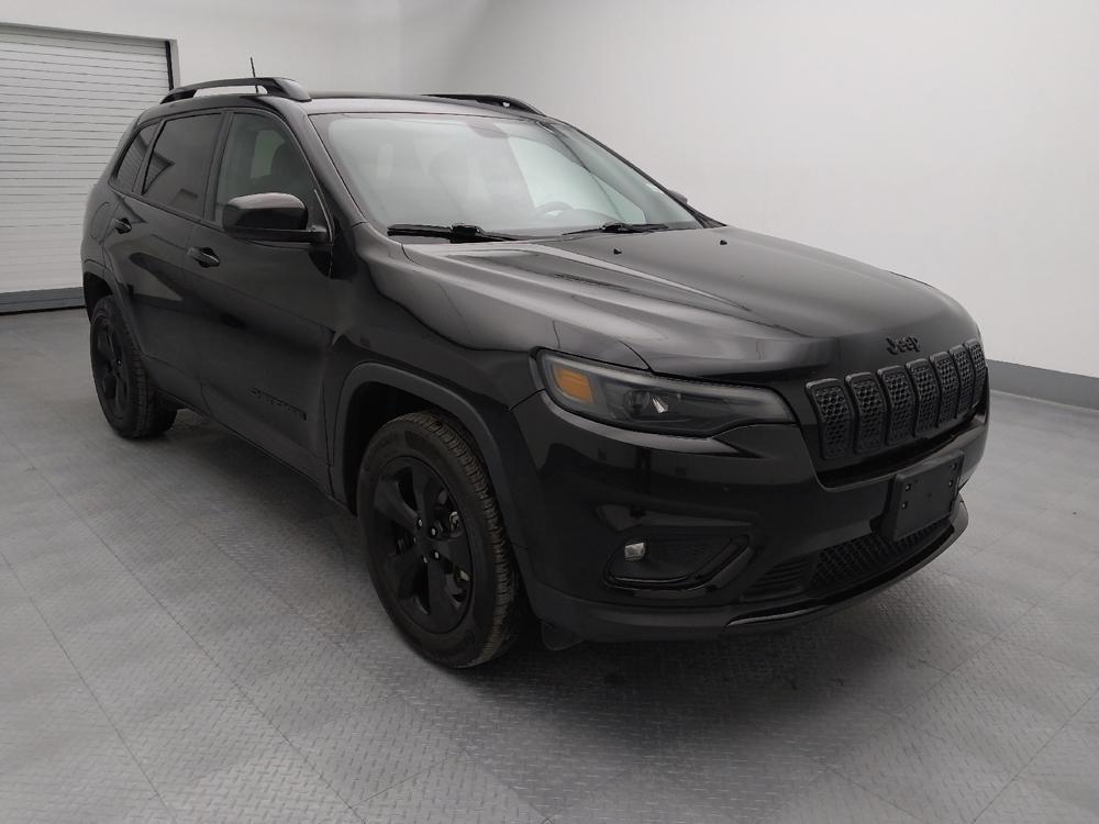 used 2020 Jeep Cherokee car, priced at $15,895