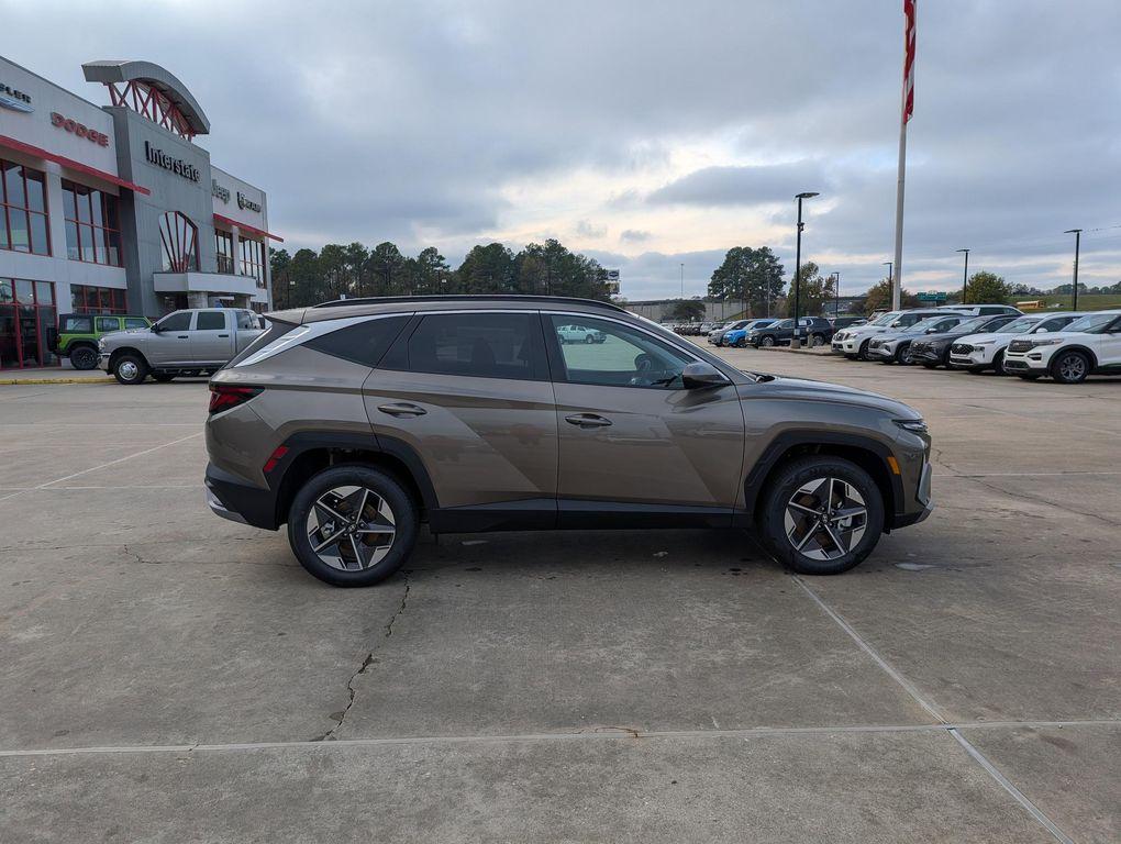 new 2026 Hyundai TUCSON Hybrid car, priced at $36,950