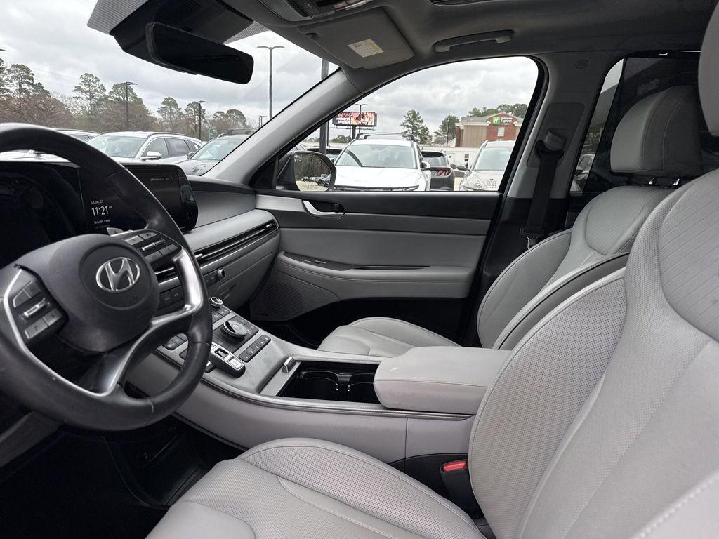 used 2024 Hyundai Palisade car, priced at $34,020