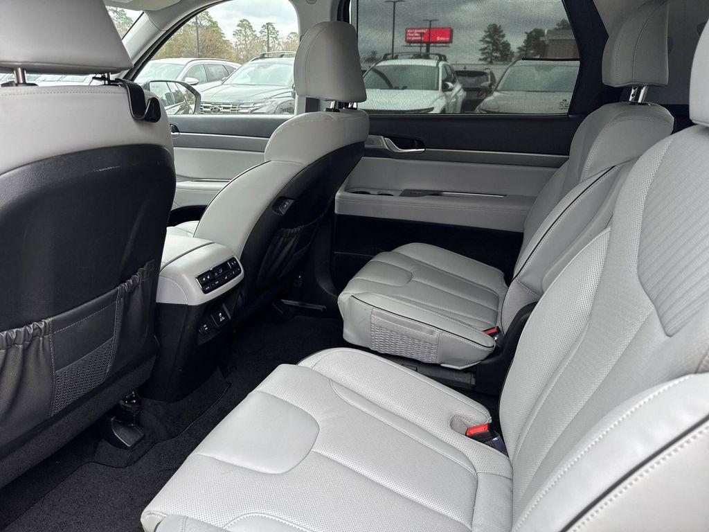 used 2024 Hyundai Palisade car, priced at $34,020