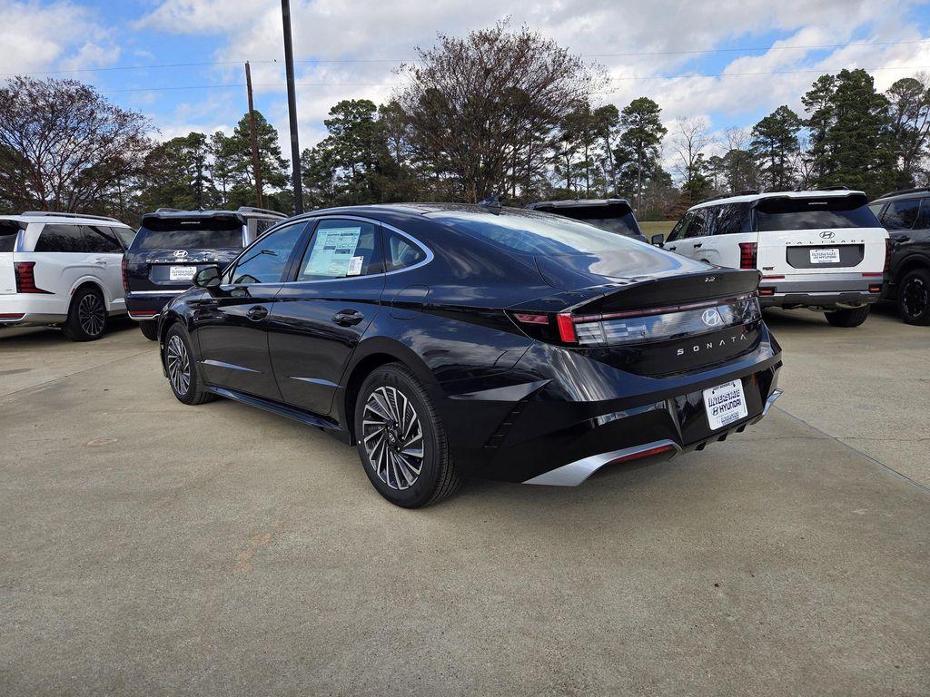 new 2026 Hyundai Sonata Hybrid car, priced at $34,020