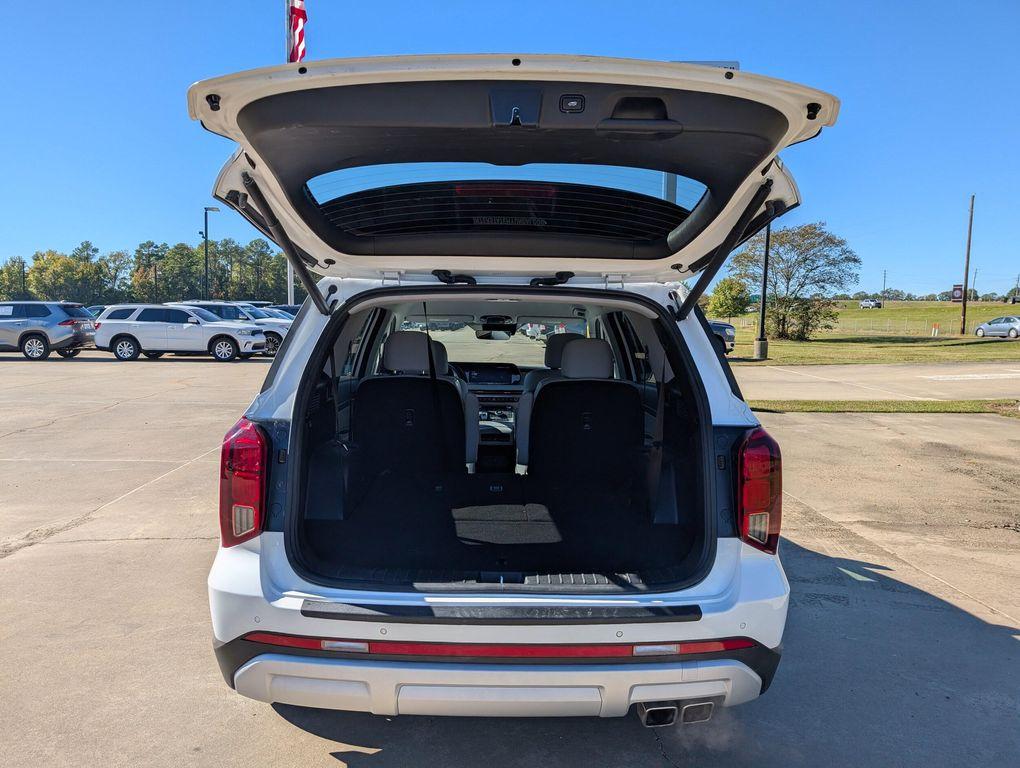 used 2024 Hyundai Palisade car, priced at $33,053