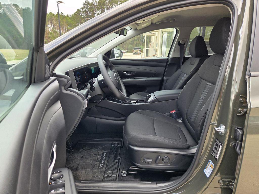 new 2026 Hyundai Tucson car, priced at $33,145
