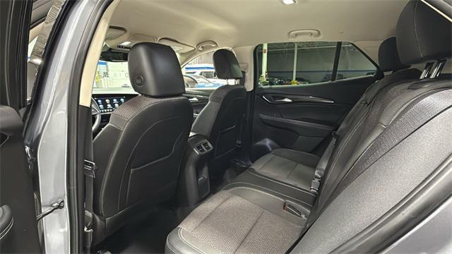 used 2022 Buick Envision car, priced at $25,000