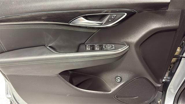 used 2022 Buick Envision car, priced at $25,000