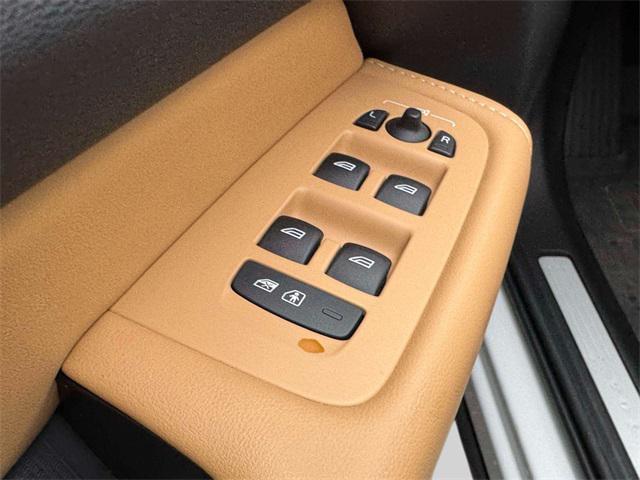 used 2022 Volvo XC60 car, priced at $27,000