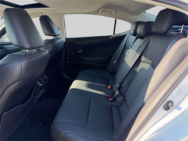 used 2024 Lexus ES 350 car, priced at $39,000