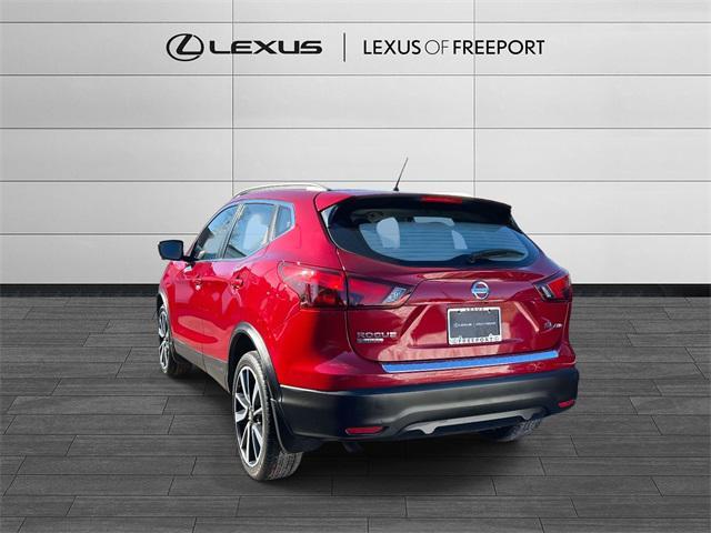 used 2018 Nissan Rogue Sport car, priced at $16,500