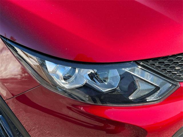 used 2018 Nissan Rogue Sport car, priced at $16,500