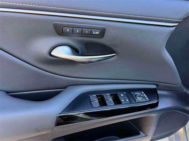 used 2023 Lexus ES 350 car, priced at $36,000