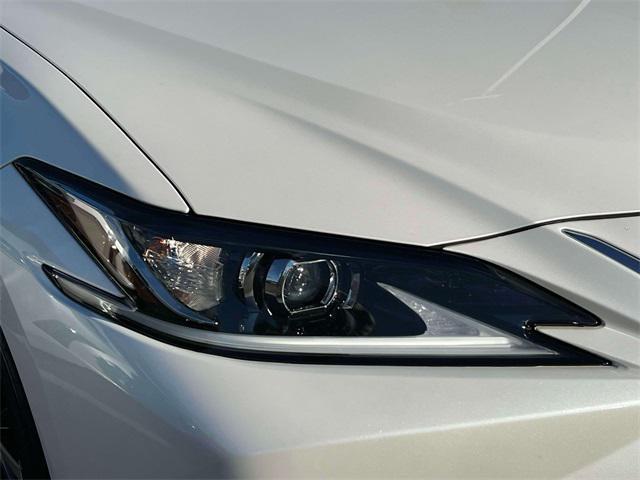 used 2023 Lexus ES 350 car, priced at $34,000
