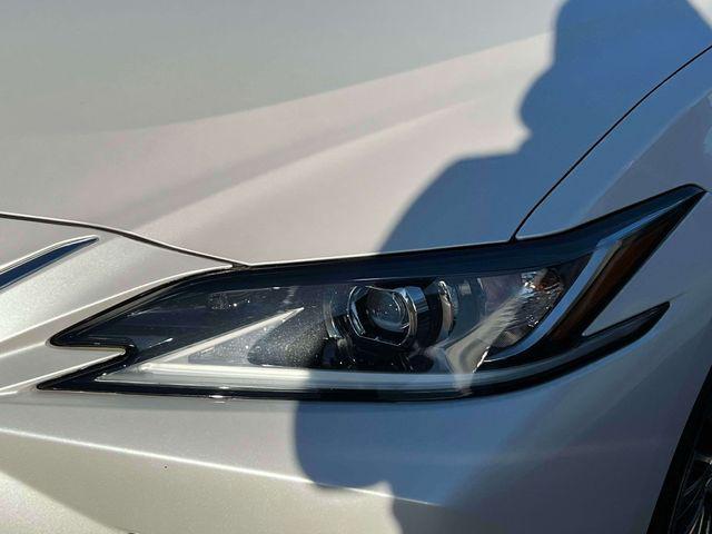 used 2023 Lexus ES 350 car, priced at $34,000