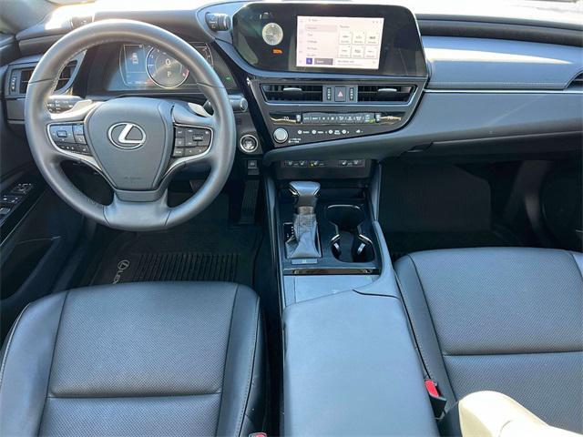 used 2023 Lexus ES 350 car, priced at $34,000