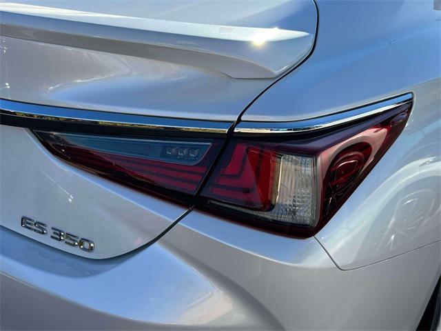 used 2023 Lexus ES 350 car, priced at $34,000