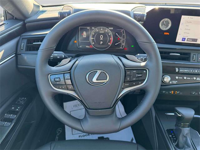 used 2025 Lexus ES 350 car, priced at $45,000