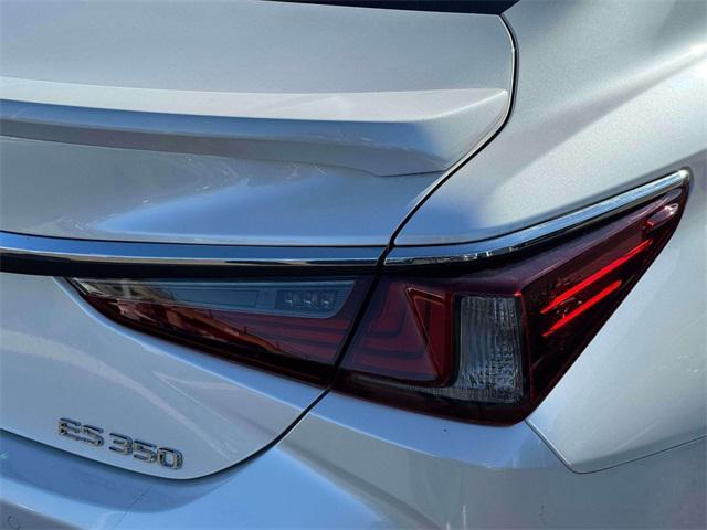 used 2025 Lexus ES 350 car, priced at $45,000