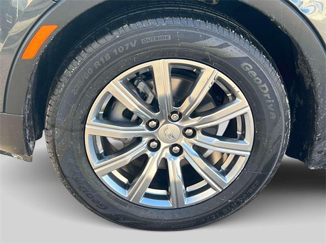 used 2021 Cadillac XT4 car, priced at $27,500