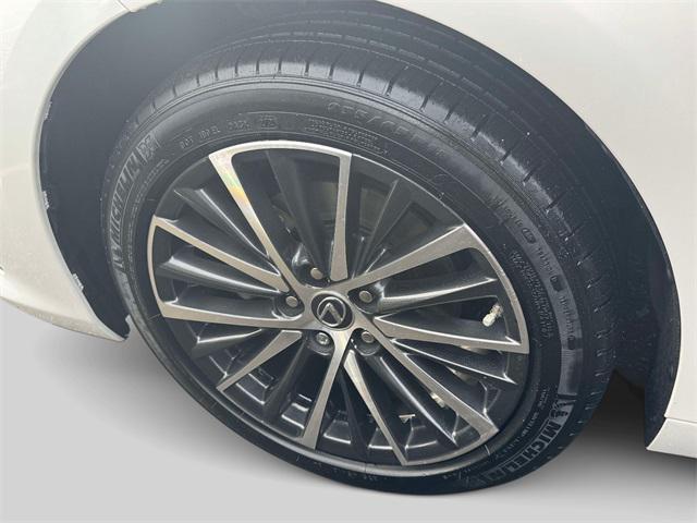 used 2023 Lexus ES 350 car, priced at $36,000