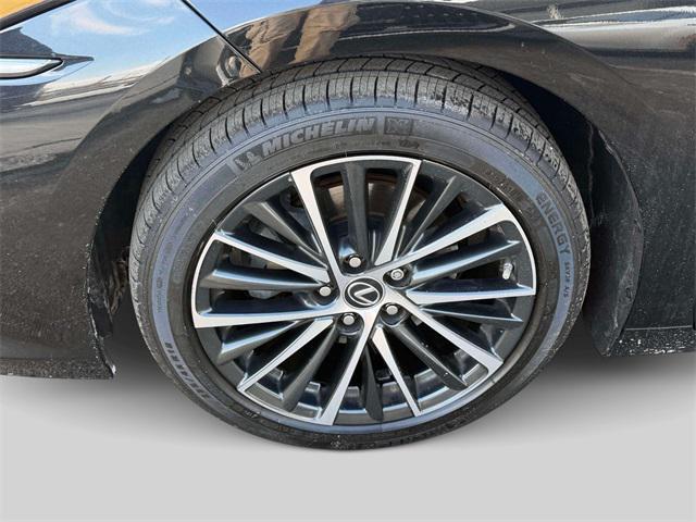used 2023 Lexus ES 350 car, priced at $33,500