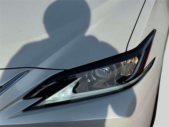 used 2023 Lexus ES 350 car, priced at $39,000