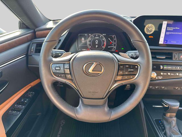 used 2023 Lexus ES 350 car, priced at $35,000
